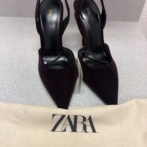 Zara Women's Dark Burgundy Heels